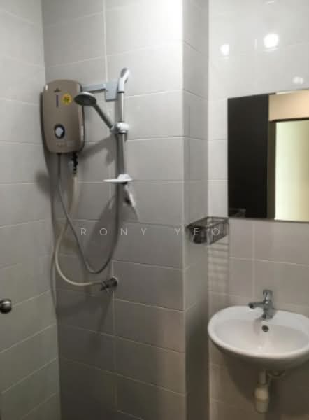 Servis Apartment untuk Disewa di Service Residence @ Landmark Residence 2 - Rony Yeo - Bathroom - PropertyGuru.com.my