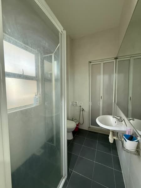 Rumah Teres 2 Tingkat untuk Dijual di Taman Cheras Idaman (Cheras) - CK Chong - Bathroom - PropertyGuru.com.my
