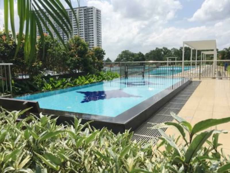 Servis Apartment untuk Dijual di D'Inspire Residence (Inspira Bestari) - Dexter Lim - Pool - PropertyGuru.com.my