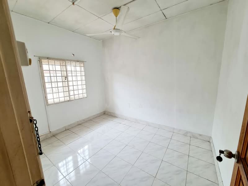 2-storey Terraced House for Rent in Taman Megah Emas (Petaling Jaya) - Jim Tan - Interior - PropertyGuru.com.my