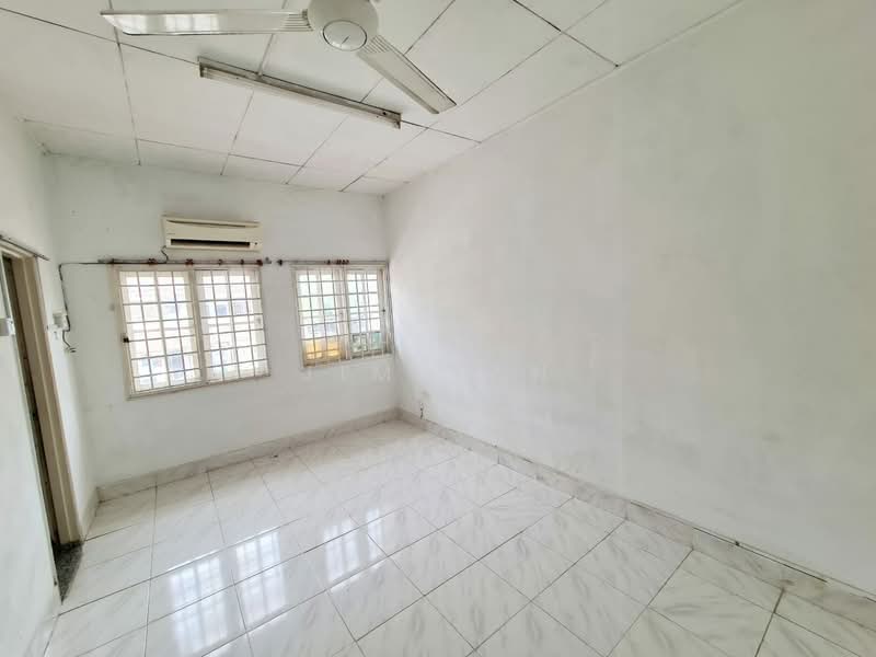 2-storey Terraced House for Rent in Taman Megah Emas (Petaling Jaya) - Jim Tan - Interior - PropertyGuru.com.my