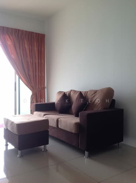 Kondominium untuk Disewa di 10 Island Resort - Danick Teoh - Living Room - PropertyGuru.com.my