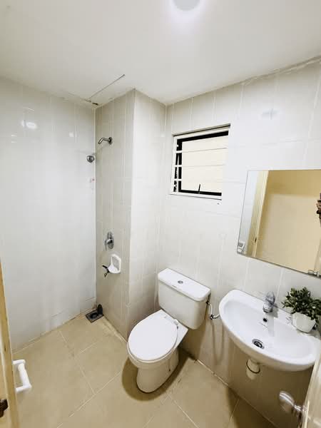 Apartment for Rent at Kristal Villa - Calvin Kok - Bathroom - PropertyGuru.com.my