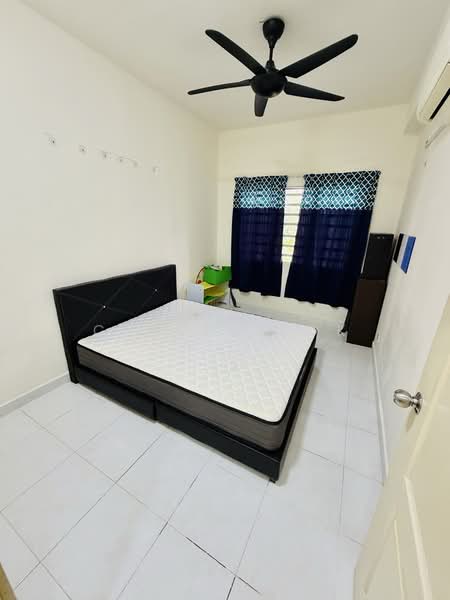 Pangsapuri untuk Disewa di Kristal Villa - Calvin Kok - Bedroom - PropertyGuru.com.my