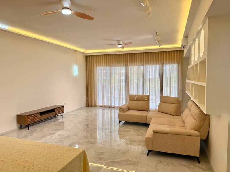 Terraced House for Rent in Taman Bukit Serdang (Seri Kembangan) - Regina Yew - Living Room - PropertyGuru.com.my