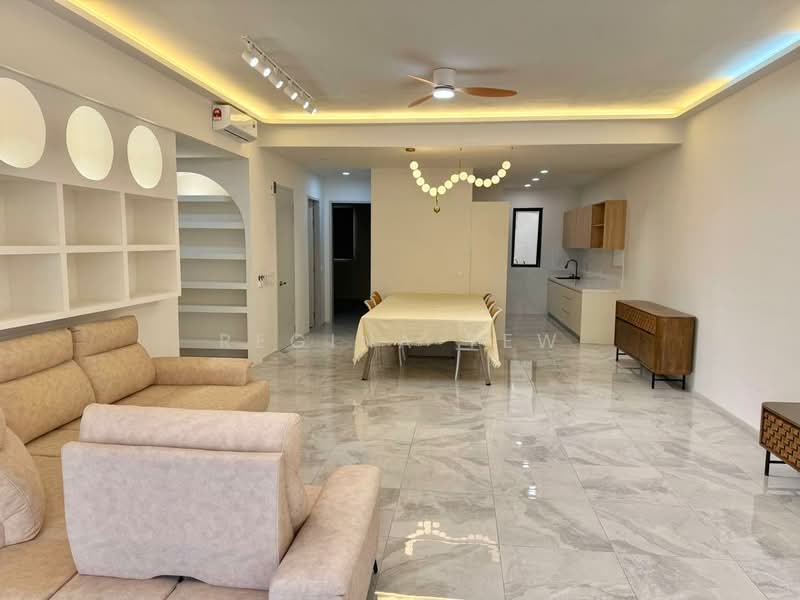 Terraced House for Rent in Taman Bukit Serdang (Seri Kembangan) - Regina Yew - Living Room - PropertyGuru.com.my