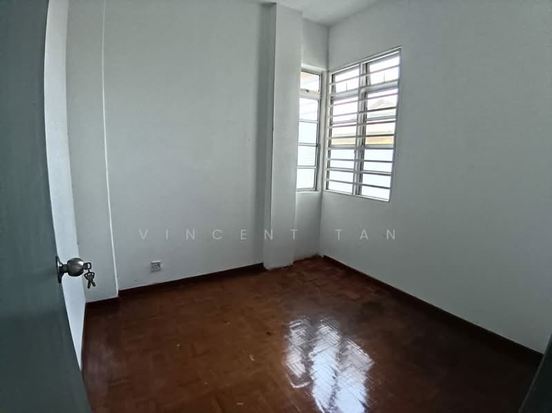 Rumah Flat untuk Disewa di Pangsapuri Seri Cempaka (Serendah) - Vincent Tan - Interior - PropertyGuru.com.my