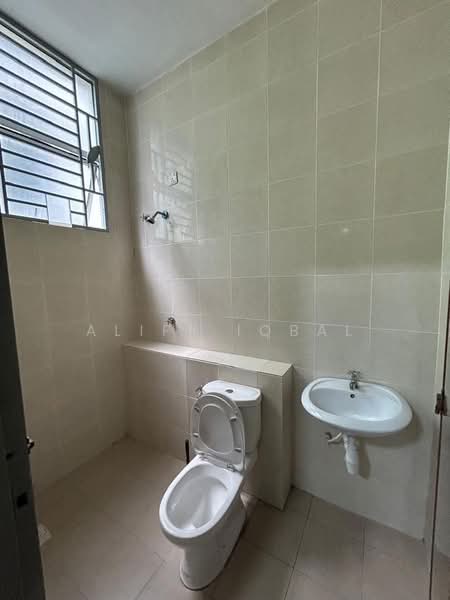 Rumah Teres 3-Tingkat untuk Dijual di Kajang (Selangor) - Aliff Iqbal - PropertyGuru.com.my