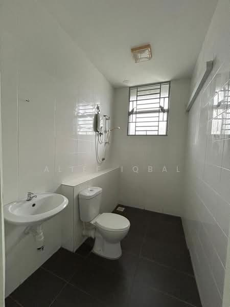Rumah Teres 3-Tingkat untuk Dijual di Kajang (Selangor) - Aliff Iqbal - PropertyGuru.com.my