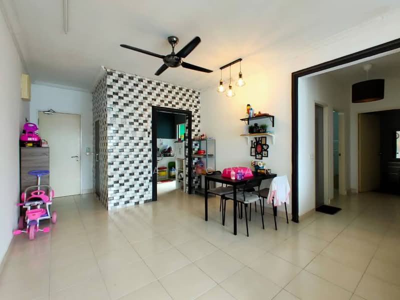 Apartment for Sale at Seri Baiduri - Evan Chan - Living Room - PropertyGuru.com.my