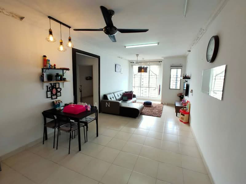 Apartment for Sale at Seri Baiduri - Evan Chan - Living Room - PropertyGuru.com.my