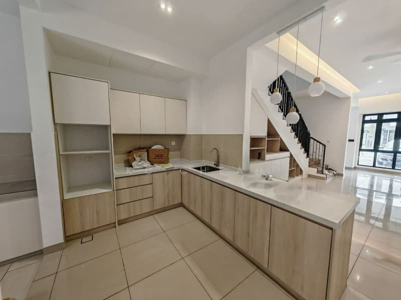 2-storey Terraced House for Rent in Elmina (Shah Alam) - KC Cheah - Kitchen - PropertyGuru.com.my