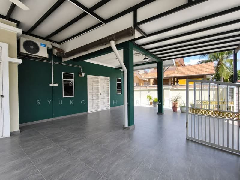 2-storey Terraced House for Sale in Puncak Alam (Selangor) - Syukor Hartanah - Exterior - PropertyGuru.com.my