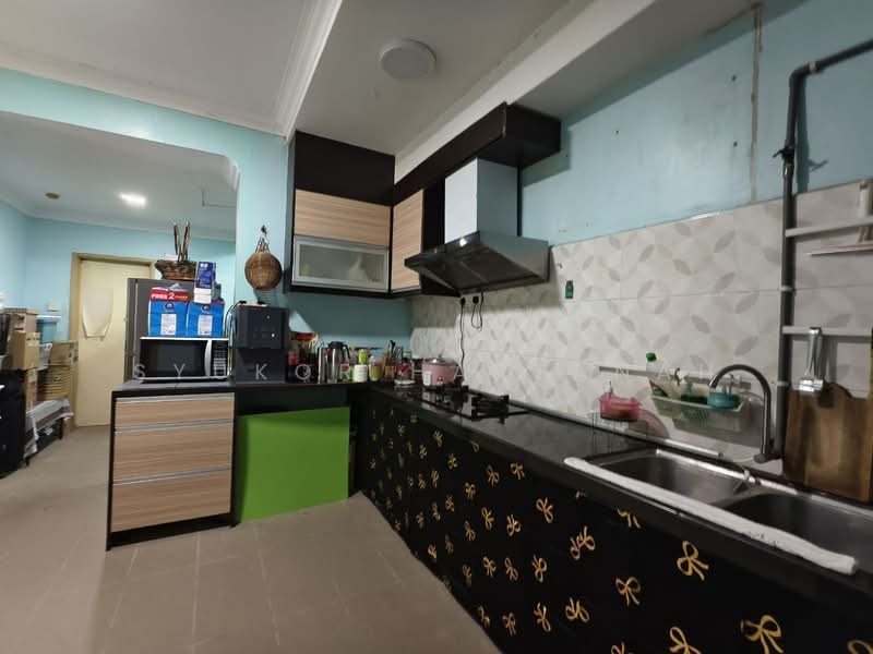 2-storey Terraced House for Sale in Puncak Alam (Selangor) - Syukor Hartanah - Kitchen - PropertyGuru.com.my
