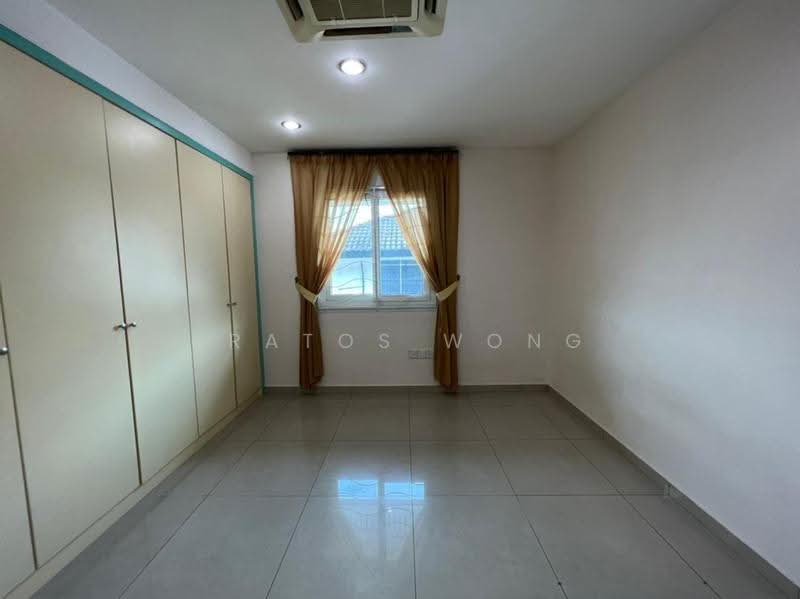 Semi-Detached House for Rent in Taman Pelangi (Johor Bahru) - Kratos Wong - PropertyGuru.com.my