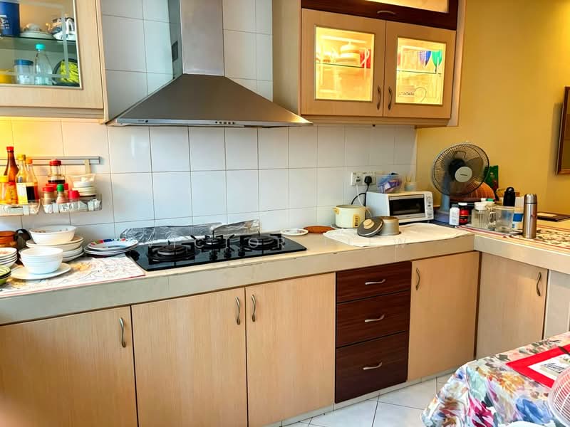 2-storey Terraced House for Sale in Kota Damansara (Selangor) - Victor Liew - Kitchen - PropertyGuru.com.my