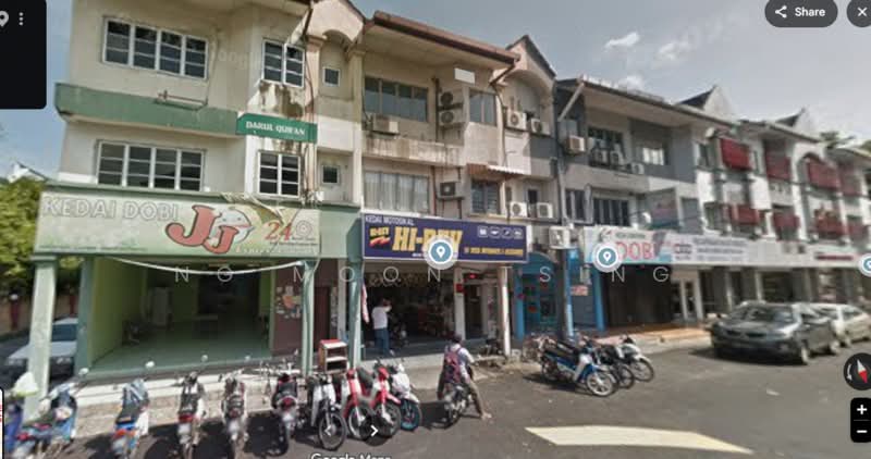 Shop for Sale in Petaling Jaya (Selangor) - Ng Moon Tsing - Exterior - PropertyGuru.com.my