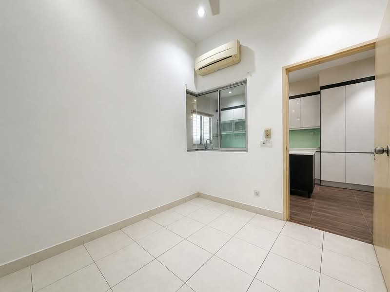 Rumah Teres 2 Tingkat untuk Dijual di Setia Indah (Setia Alam) - Afiqah zaidi - PropertyGuru.com.my