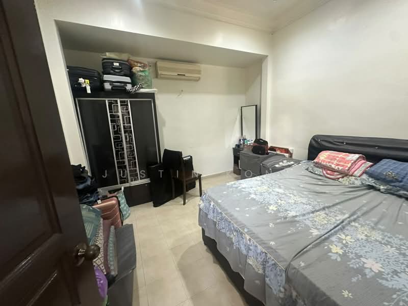 1-storey Terraced House for Sale in Kangkar Pulai (Skudai) - Justin Kong - Bedroom - PropertyGuru.com.my