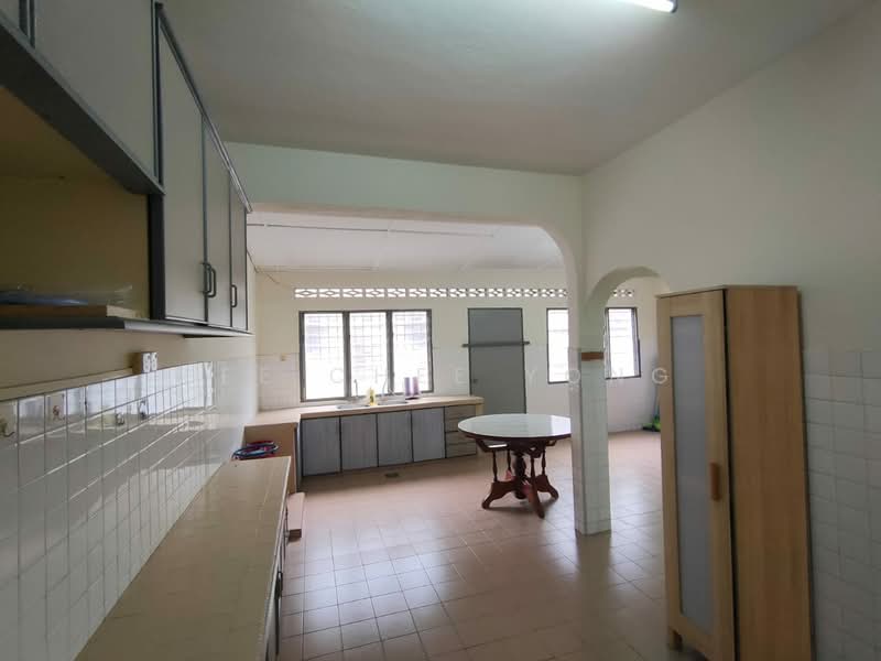 Rumah Teres 2 Tingkat untuk Dijual di Seksyen 19 (Petaling Jaya) - Lee Chee Yong - Kitchen - PropertyGuru.com.my