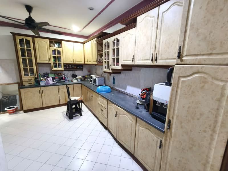 Rumah Teres 2 Tingkat untuk Dijual di Taman Universiti (Skudai) - Daniel Yong - Kitchen - PropertyGuru.com.my