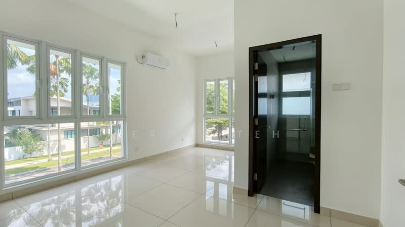Semi-Detached House for Sale in Taman Ponderosa (Johor Bahru) - Serene Teh - Living Room - PropertyGuru.com.my