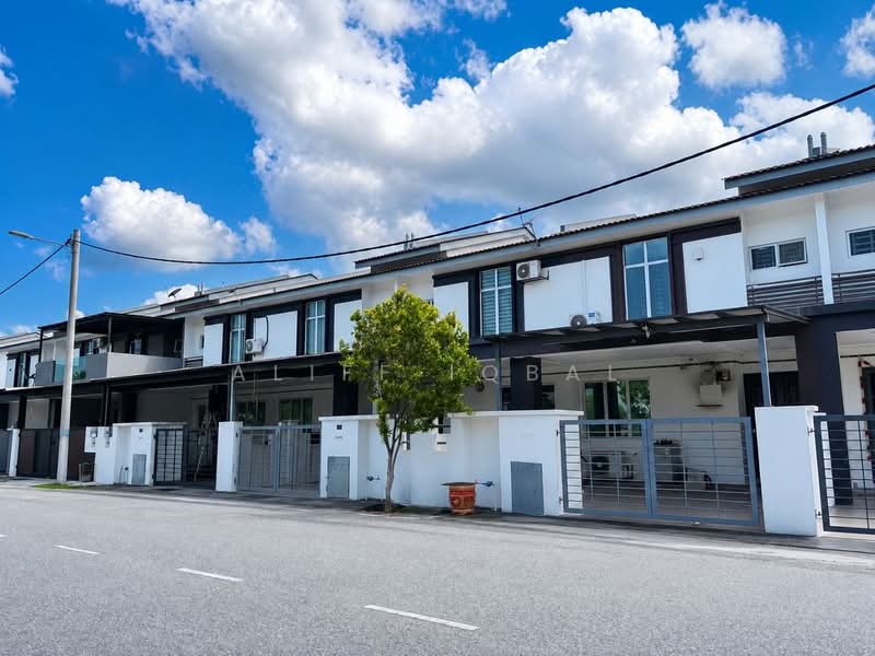2-storey Terraced House for Sale in Taman Perepat Indah (Kapar) - Aliff Iqbal - PropertyGuru.com.my