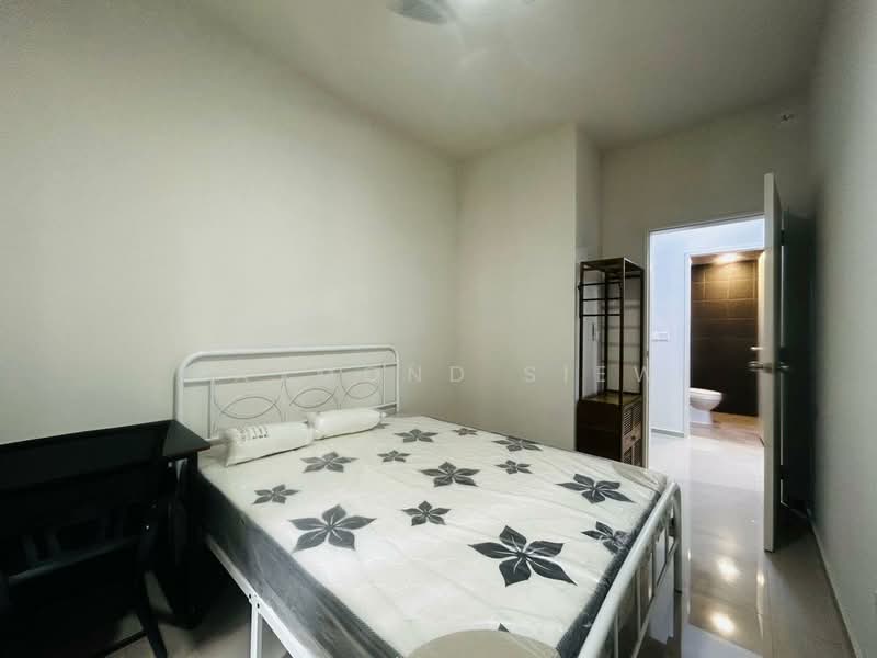 Kondominium untuk Disewa di Sky Awani Residensi 4 - Raymond Siew - Bedroom - PropertyGuru.com.my