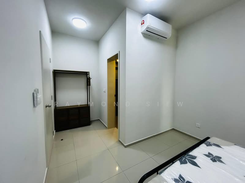 Kondominium untuk Disewa di Sky Awani Residensi 4 - Raymond Siew - Bedroom - PropertyGuru.com.my