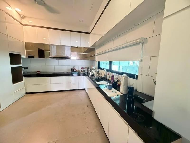 Rumah Banglo untuk Disewa di Ujong Pasir (Melaka) - Tess Tan - Kitchen - PropertyGuru.com.my