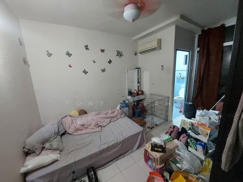 Apartment for Sale at Sri Impian Apartment - Tony Cheah - Bedroom - PropertyGuru.com.my