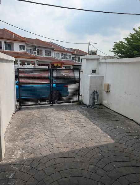 Townhouse for Sale in Bandar Damai Perdana (Cheras) - Jade Thiew - Exterior - PropertyGuru.com.my