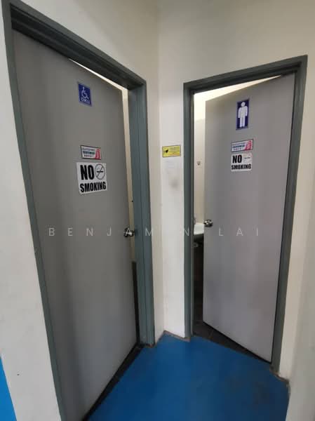 Semi-D Factory for Sale in Rawang (Selangor) - Benjamin Lai - Bathroom - PropertyGuru.com.my
