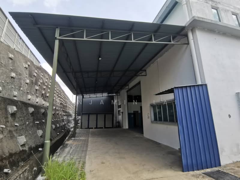Semi-D Factory for Sale in Rawang (Selangor) - Benjamin Lai - Exterior - PropertyGuru.com.my