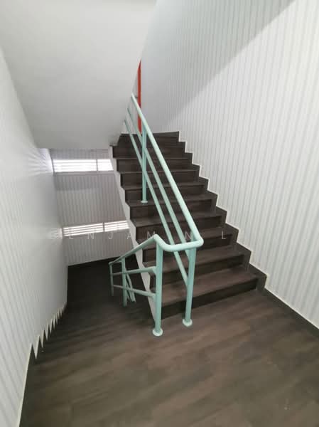Semi-D Factory for Sale in Rawang (Selangor) - Benjamin Lai - Corridor - PropertyGuru.com.my