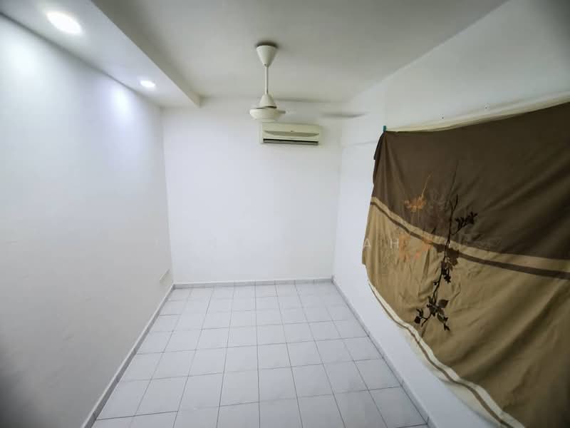 Apartment for Sale at Sri Ivori Apartment - Tony Cheah - Interior - PropertyGuru.com.my