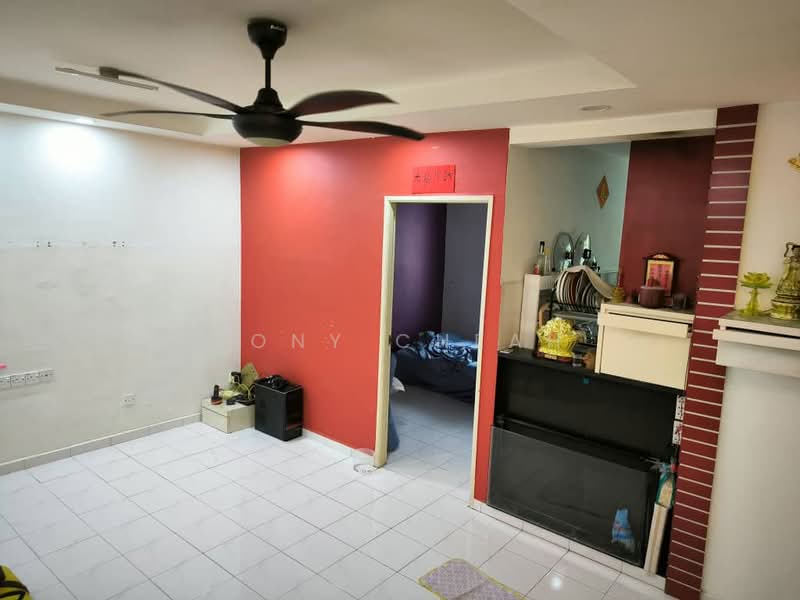Apartment for Sale at Sri Ivori Apartment - Tony Cheah - Living Room - PropertyGuru.com.my