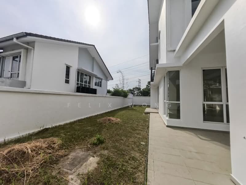 Rumah Berkembar untuk Dijual di Puchong (Selangor) - Felix Wong - Exterior - PropertyGuru.com.my