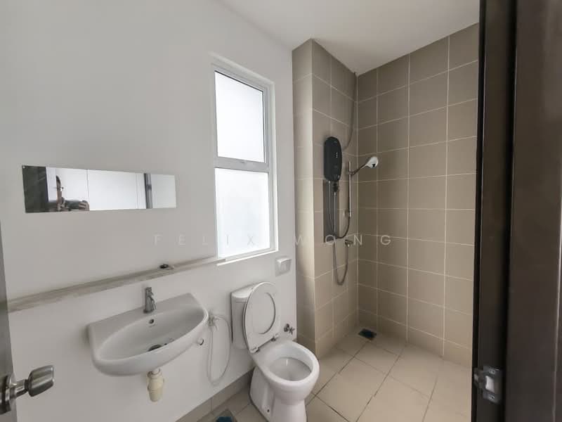 Rumah Berkembar untuk Dijual di Puchong (Selangor) - Felix Wong - Bathroom - PropertyGuru.com.my