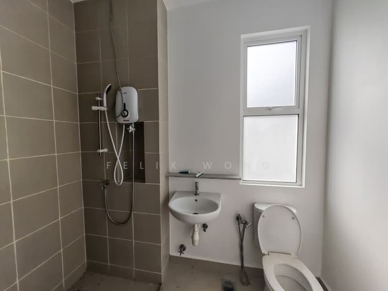Rumah Berkembar untuk Dijual di Puchong (Selangor) - Felix Wong - Bathroom - PropertyGuru.com.my