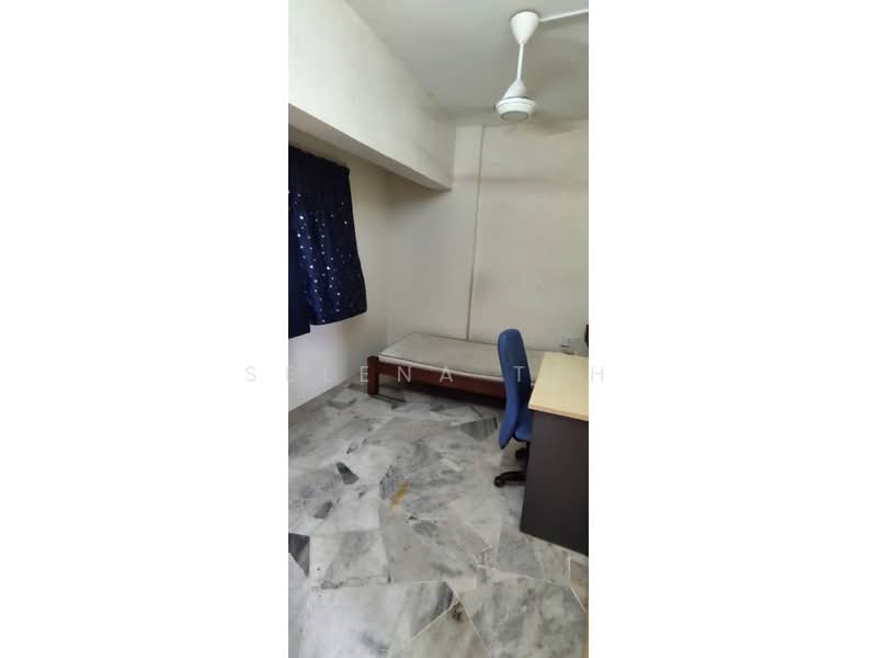 Condominium for Rent at Pelangi Indah Condominium - Selena Teh - Medium Room - PropertyGuru.com.my