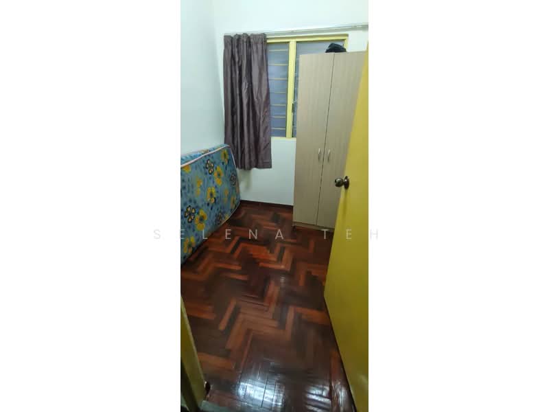 Condominium for Rent at Pelangi Indah Condominium - Selena Teh - Small Room - PropertyGuru.com.my