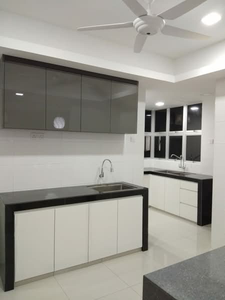 Condominium for Rent at Impian Selatan Kondominium Southern Height - Kelvin Leong - Kitchen - PropertyGuru.com.my