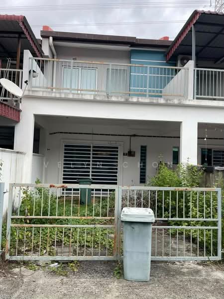 Terraced House for Sale in Bandar Springhill (Jimah) - Evelyn Chong - Exterior - PropertyGuru.com.my