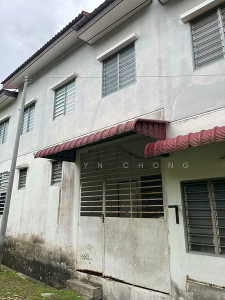 Terraced House for Sale in Bandar Springhill (Jimah) - Evelyn Chong - Exterior - PropertyGuru.com.my