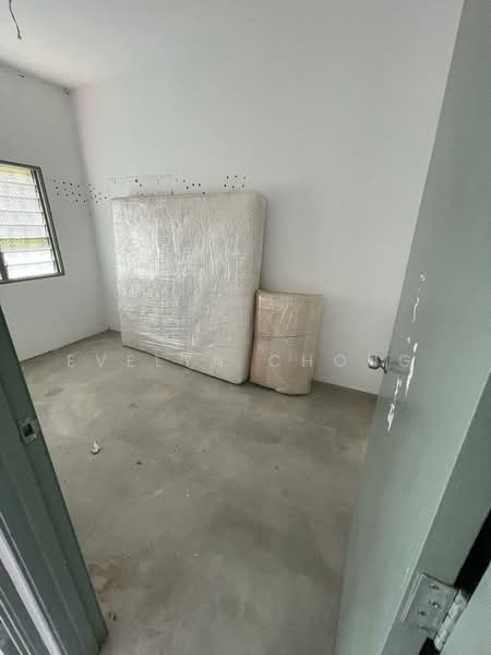 Terraced House for Sale in Bandar Springhill (Jimah) - Evelyn Chong - Interior - PropertyGuru.com.my