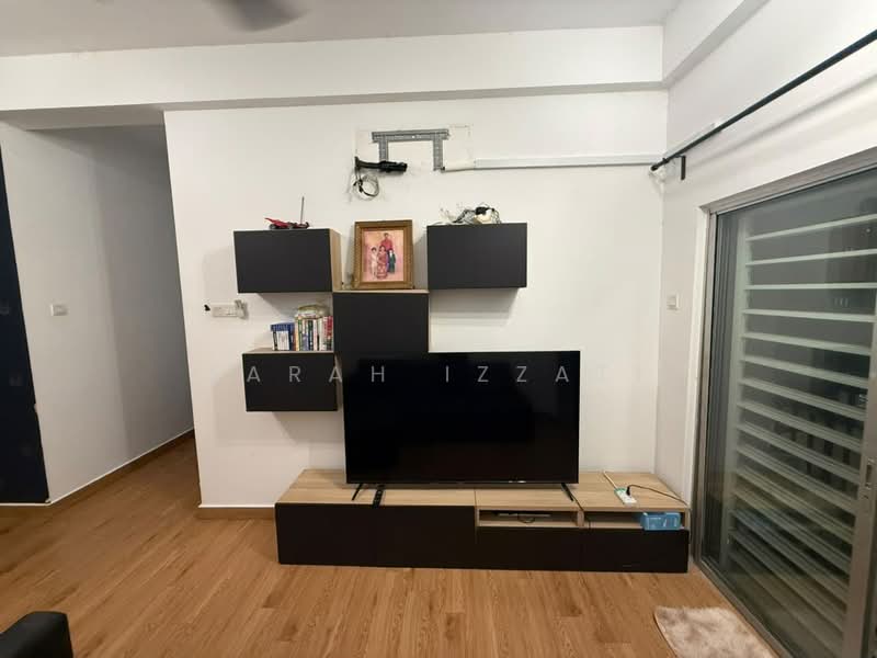 Servis Apartment untuk Disewa di BSP 21 - Farah Izzati - Living Room - PropertyGuru.com.my