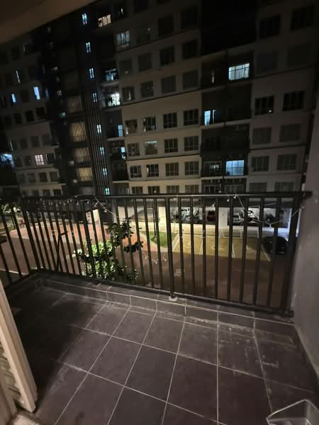 Servis Apartment untuk Disewa di BSP 21 - Farah Izzati - Balcony - PropertyGuru.com.my