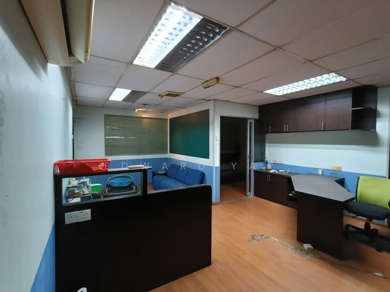 Shop for Rent in Bandar Sunway (Sunway) - Edward Yap - Interior - PropertyGuru.com.my