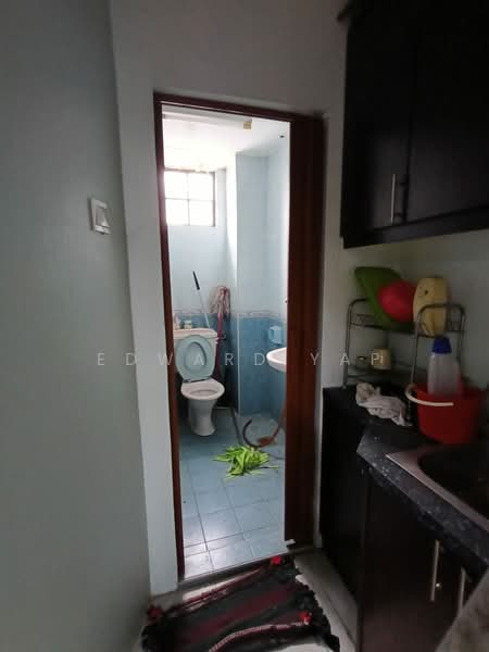 Shop for Rent in Bandar Sunway (Sunway) - Edward Yap - Bathroom - PropertyGuru.com.my